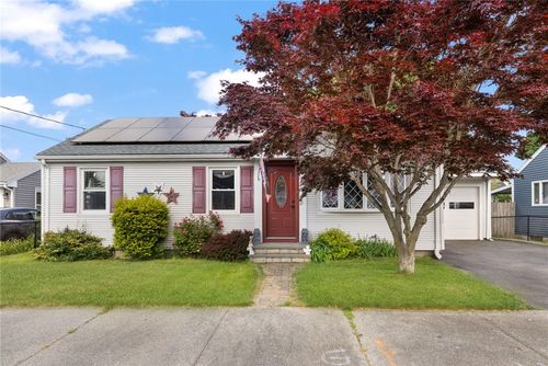22 Mayfield St, Pawtucket, RI, 02861-2803 | Card Image