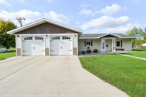 109 E 5th St, Argyle, MN, 56713-4103 | Card Image