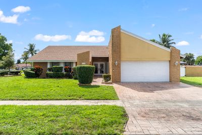 7930 Nw 44th Court, House other with 4 bedrooms, 2 bathrooms and null parking in Lauderhill FL | Image 2