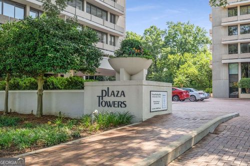 apt-7f-2575 Peachtree Rd Ne, Atlanta, GA, 30305-3631 | Card Image