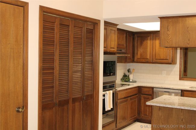 3 - 2806 E 84 Th St, Condo with 3 bedrooms, 3 bathrooms and null parking in Tulsa OK | Image 9