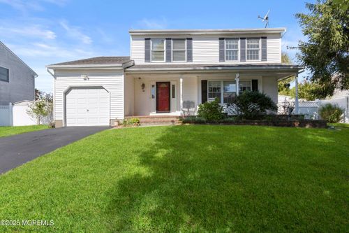 49 Davids Ln, Howell, NJ, 07731-2863 | Card Image
