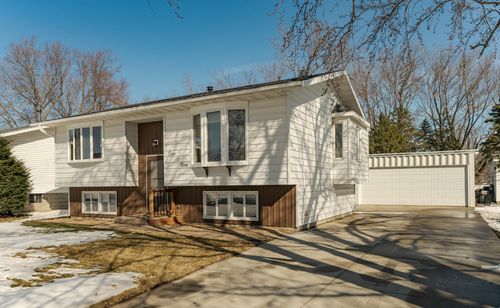 209 4th St Sw, Kasson, MN, 55944-1243 | Card Image