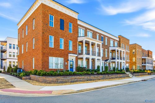 124 St Louis St, Madison, AL, 35758-8028 | Card Image