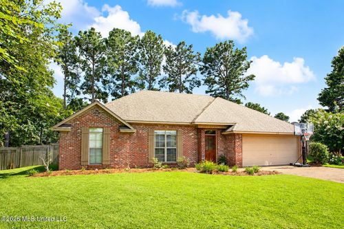 106 Avery Ct, Madison, MS, 39110-5013 | Card Image