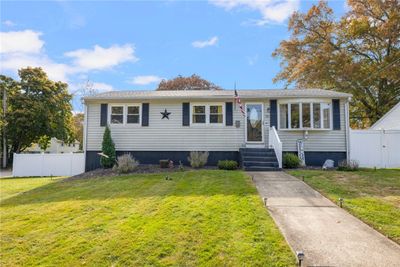 70 Pender Avenue, House other with 3 bedrooms, 1 bathrooms and 5 parking in Warwick RI | Image 1