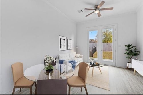 b-3255 Real Street, Houston, TX, 77087 | Card Image