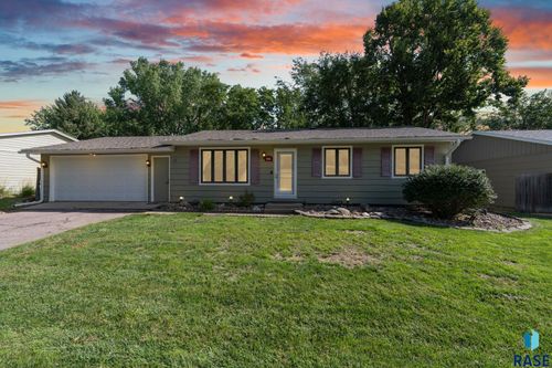 4119 W Mesa Pass, Sioux Falls, SD, 57106-1603 | Card Image