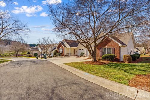 143 Ashwood Ln, Mooresville, NC, 28117-6888 | Card Image