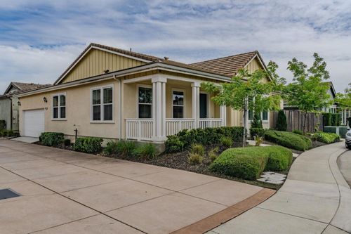 2584 Lombardy Court, Lodi, CA, 95242 | Card Image