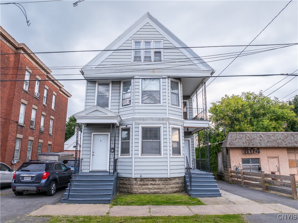 Wager St, Utica, NY 13502