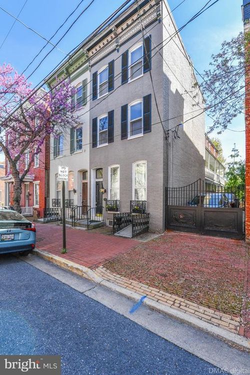 106 W 3rd St, FREDERICK, MD, 21701-5333 | Card Image