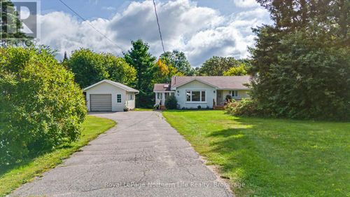 18 Big Bend Ave, Powassan, ON, P0H1Z0 | Card Image