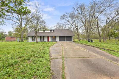 12247 Oakline Drive, House other with 3 bedrooms, 2 bathrooms and null parking in Brookside TX | Image 3