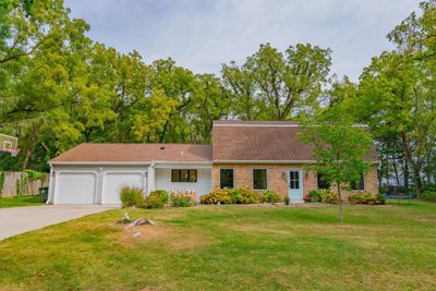 5548 Winsome Way, House other with 3 bedrooms, 3 bathrooms and null parking in Fitchburg WI | Image 1