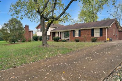 1252 Shawnee Rd, House other with 4 bedrooms, 2 bathrooms and 2 parking in Madison TN | Image 2