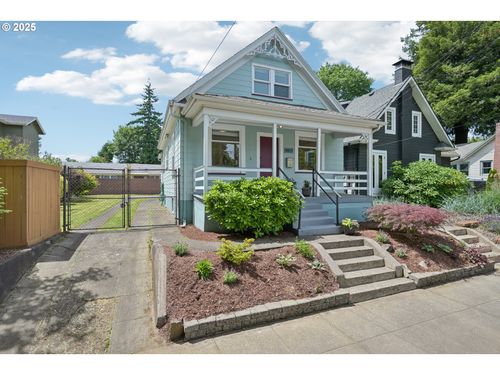 4017 Ne 15th Ave, Portland, OR, 97212-1324 | Card Image