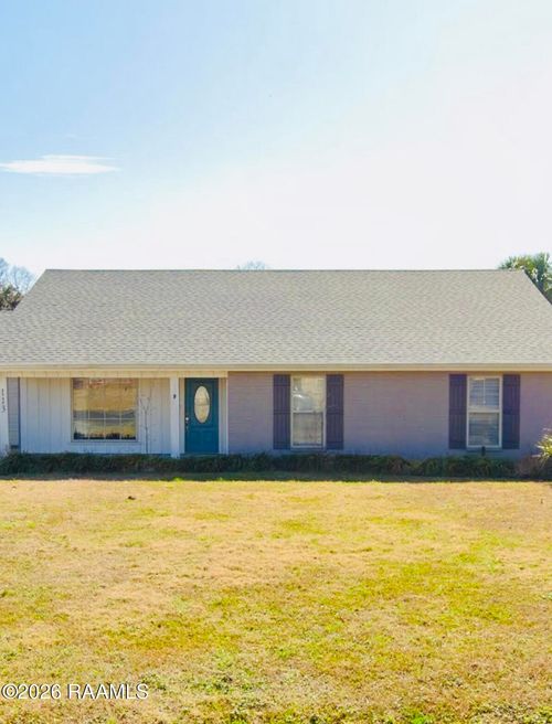 113 Irish Bend Dr, Youngsville, LA, 70592-5605 | Card Image