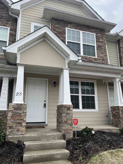255 Cobblestone Place Dr, Goodlettsville, TN, 37072-8499 | Card Image