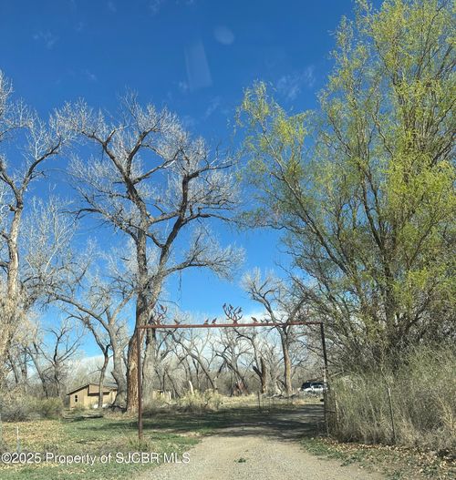 9 Road 2620, Aztec, NM, 87410-2844 | Card Image