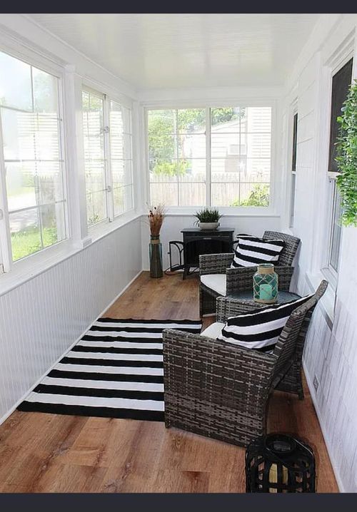 215 Henry St, Buchanan, NY, 10511-1427 | Card Image