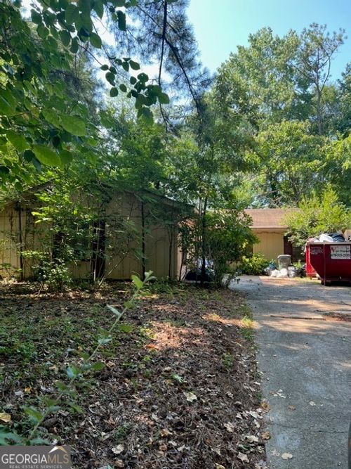 719 Helen St Nw, Marietta, GA, 30064-2147 | Card Image