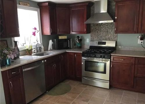 19 Biscayne Dr, Selden, NY, 11784-1001 | Card Image