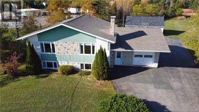 92 Rue Du Pêcheur N, House other with 4 bedrooms, 2 bathrooms and null parking in Lamèque NB | Image 1