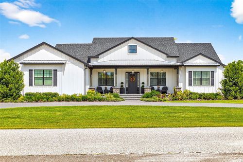 32831 3rd Ave, San Antonio, FL, 33576-7332 | Card Image