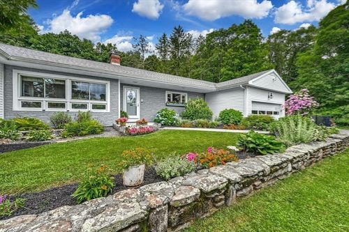 6 Black Hill Rd, Paxton, MA, 01612-1062 | Card Image