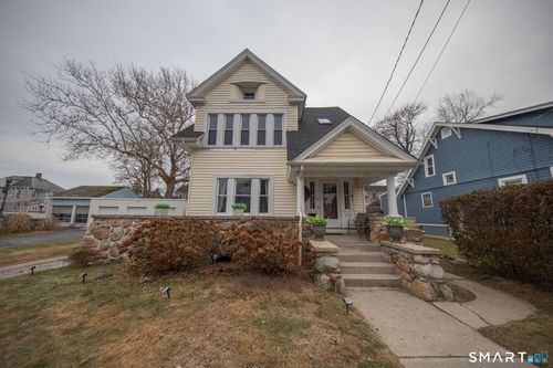 16 Pacific St, New London, CT, 06320-4505 | Card Image