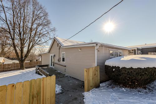 310 E 11th St N, Newton, IA, 50208-2248 | Card Image