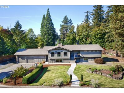 14656 Se Charjan St, House other with 4 bedrooms, 3 bathrooms and 2 parking in Clackamas OR | Image 2