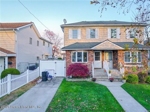 969 Armstrong Ave, Staten Island, NY, 10308-1208 | Card Image
