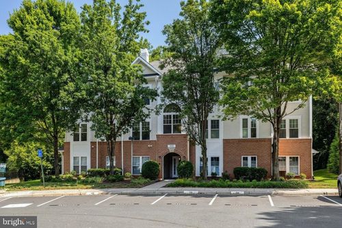 201-1511 N Point Dr, RESTON, VA, 20194-2120 | Card Image