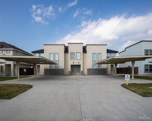 627 E Danielle St, Pharr, TX, 78577-1115 | Card Image