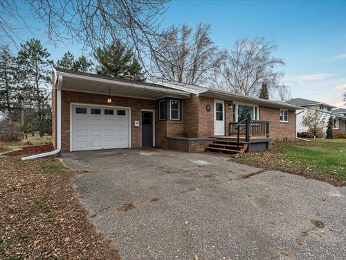 801 5th St Ne, Staples, MN, 56479-2207 | Card Image