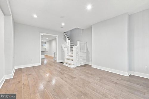5515 Catharine St, PHILADELPHIA, PA, 19143-2511 | Card Image