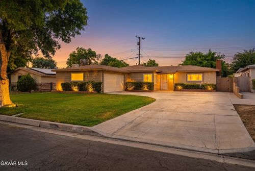 43736 Fern Avenue, Lancaster, CA, 93534 | Card Image