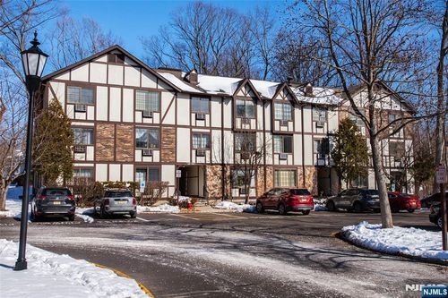 1505 Faulkner Ct, Mahwah, NJ, 07430-3485 | Card Image