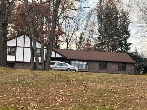 1-93 Lantern Ln, West Springfield, MA, 01089-1679 | Card Image