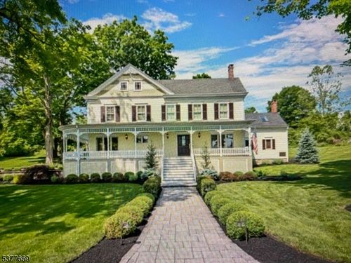 97 Grayrock Rd, Clinton, NJ, 08809-1075 | Card Image