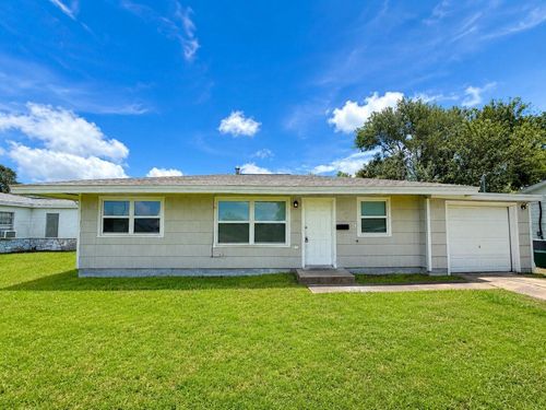 603 Wisteria St, La Marque, TX, 77568-4459 | Card Image