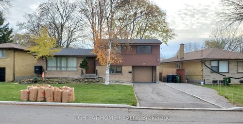 2-169 Yorkview Drive, North York, ON, M2R1K2 | Card Image