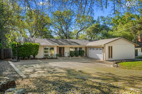 3048 Merrywood Cir, Cameron Park, CA, 95682-9017 | Card Image