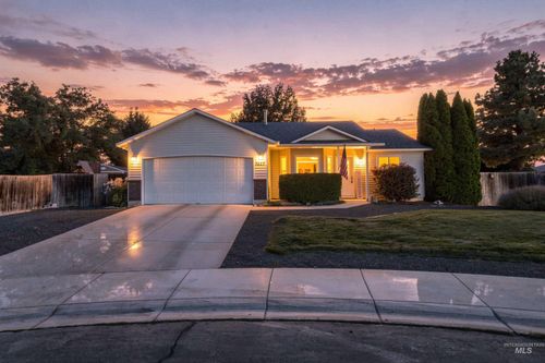 1427 N Antimony Pl, Kuna, ID, 83634-3390 | Card Image