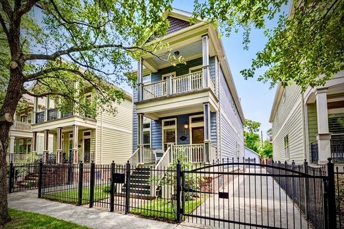 125 E 22nd St, Houston, TX, 77008-2535 | Card Image