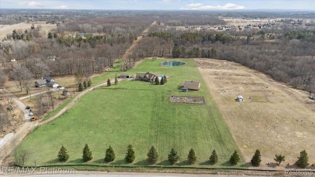 7020 Mancour Dr, House other with 5 bedrooms, 5 bathrooms and null parking in Grand Blanc MI | Image 53
