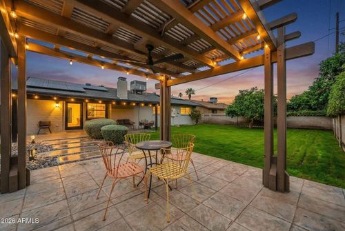 8631 E Plaza Ave, Scottsdale, AZ, 85250-6708 | Card Image