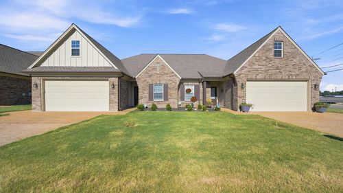19 Walker Meadows Cv, Munford, TN, 38058-1010 | Card Image